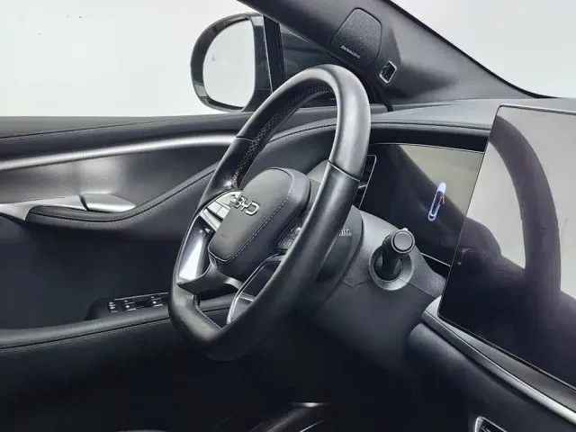 BYD Sealion 07 EV — Фото автомобиля 22