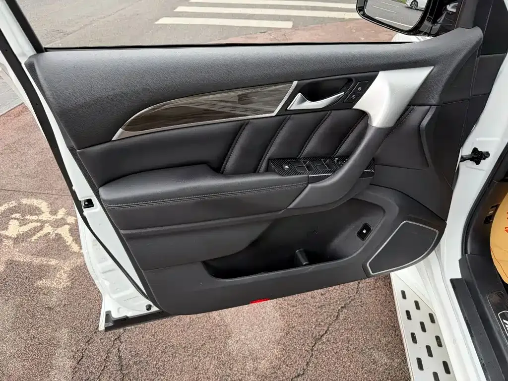 Haval Haval H9 2022 2.0T Gasoline 4WD Elite 5-Seater — Фото автомобиля 6