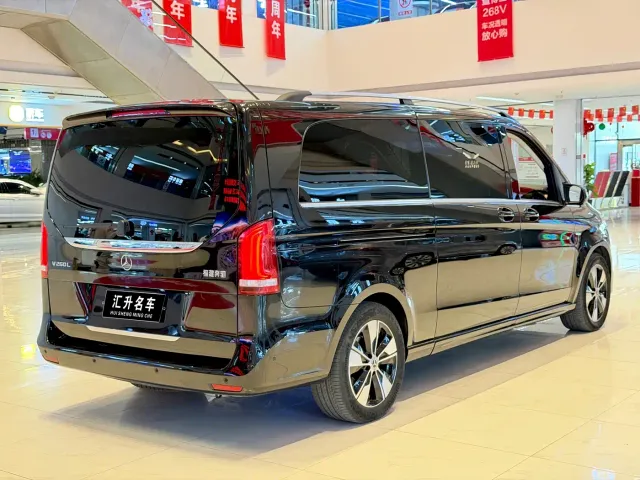 Mercedes-Benz V-Class — Фото автомобиля 15