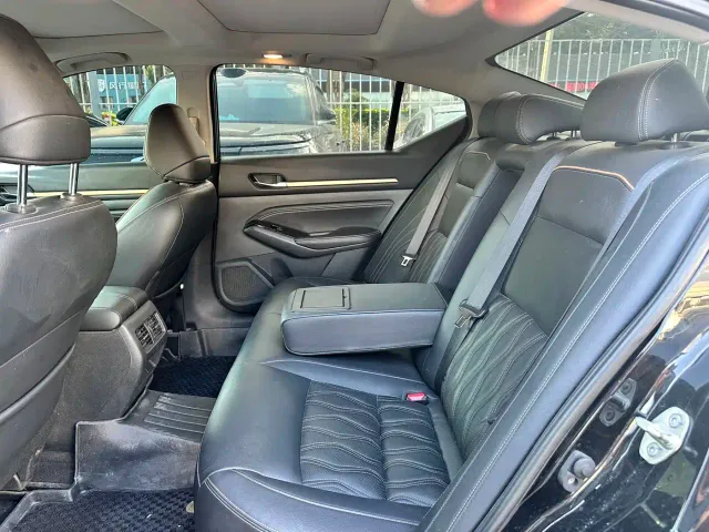 Nissan Teana — Фото автомобиля 17