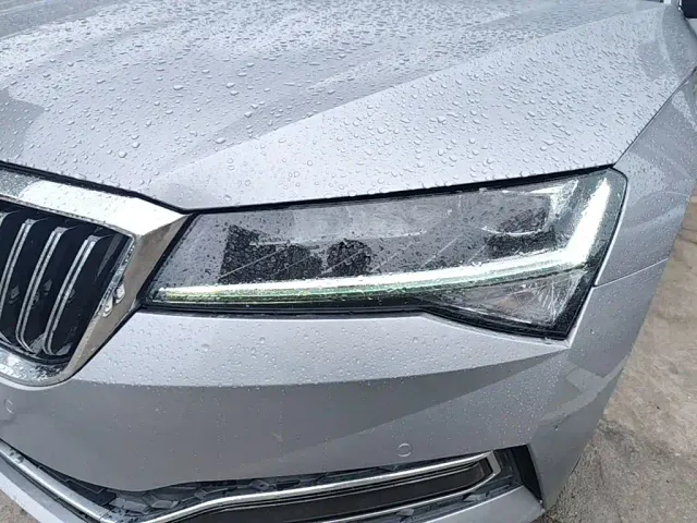 Skoda Superb — Фото автомобиля 23