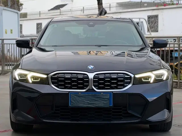 BMW 3 Series — Фото автомобиля 2