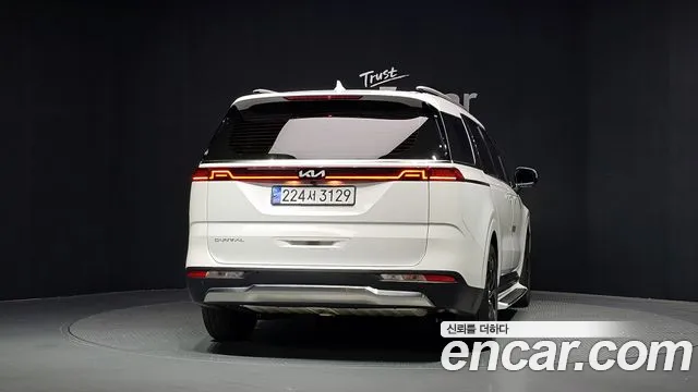 Kia Carnival 4th Gen — Фото автомобиля 4