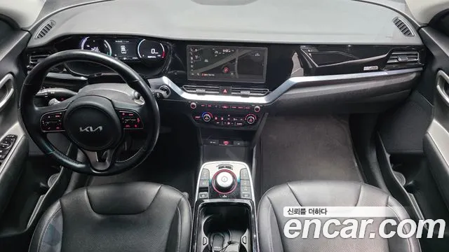 Kia Niro — Фото автомобиля 7