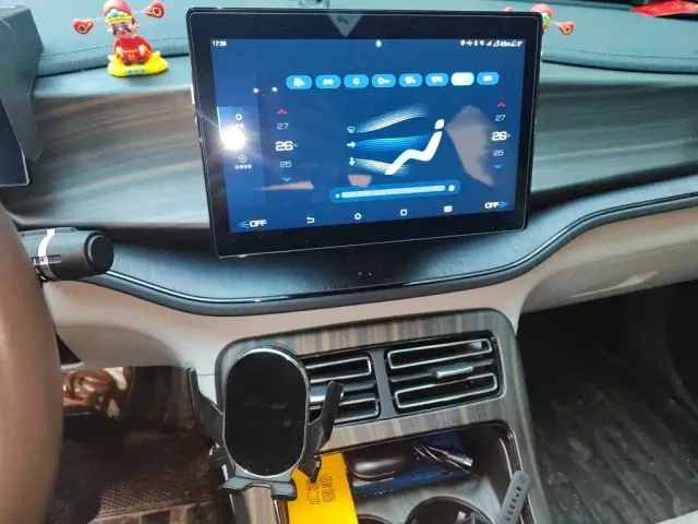 BYD Qin PLUS — Фото автомобиля 9