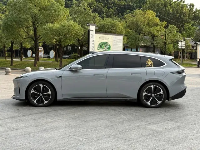 Nio ET5 Touring — Фото автомобиля 7