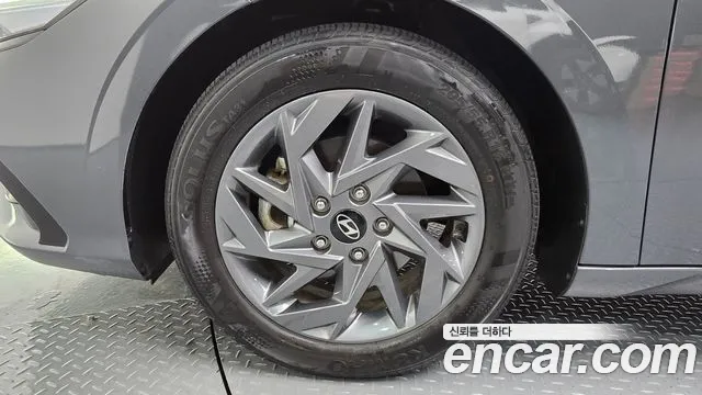 Hyundai AVANTE Новый Avante (CN7) — Фото автомобиля 5