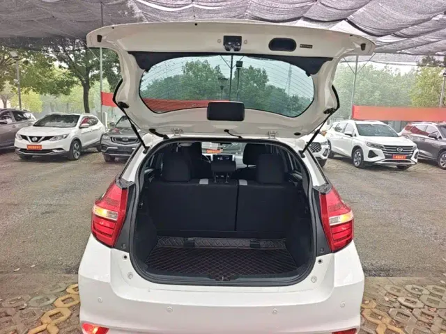 Toyota YARiS L Zhi Xuan — Фото автомобиля 18