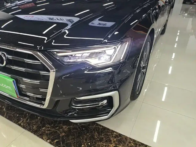 Audi A6L — Фото автомобиля 23