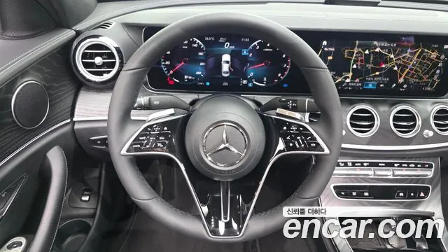 Mercedes-Benz E-Class — Фото автомобиля 13