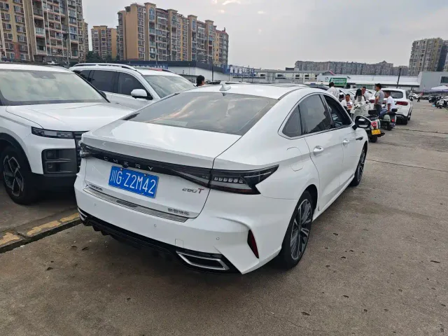 Chery Arrizo 8 — Фото автомобиля 16