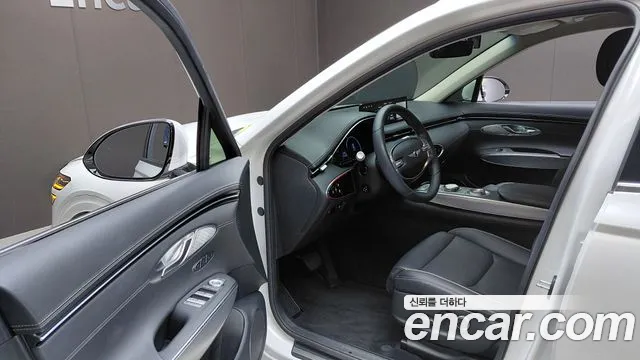 Genesis GV70 — Фото автомобиля 10