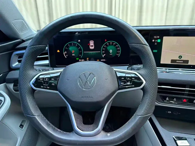 Volkswagen Lamando — Фото автомобиля 10