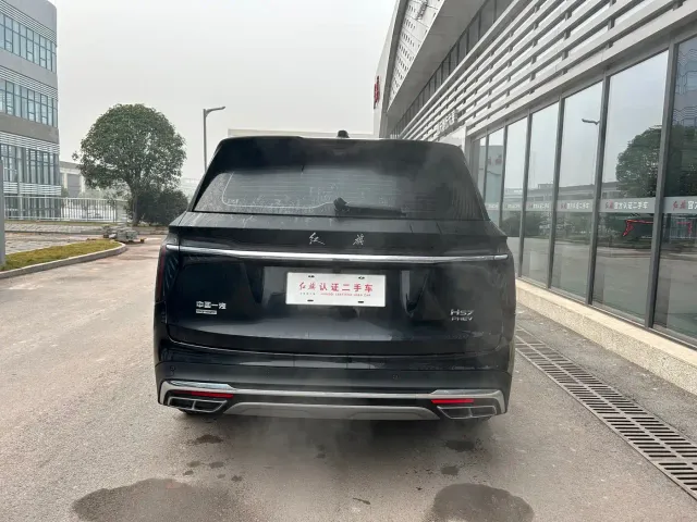 Hongqi HS7 PHEV — Фото автомобиля 15