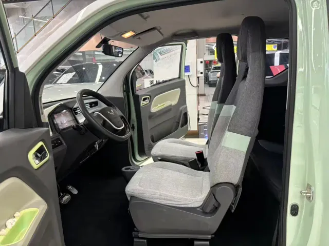 Wuling Hongguang Mini EV — Фото автомобиля 7