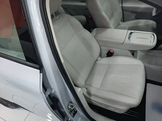 Leapmotor B10 — Фото автомобиля 24