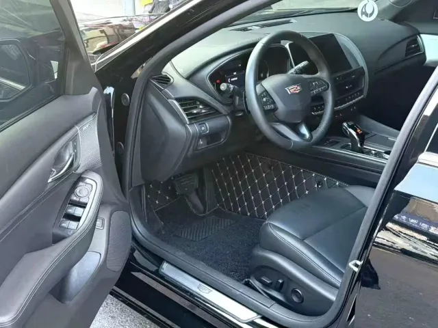 Cadillac CT5 — Фото автомобиля 4