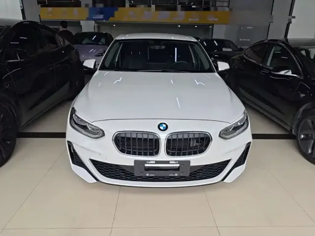 BMW 1 Series — Фото автомобиля 2
