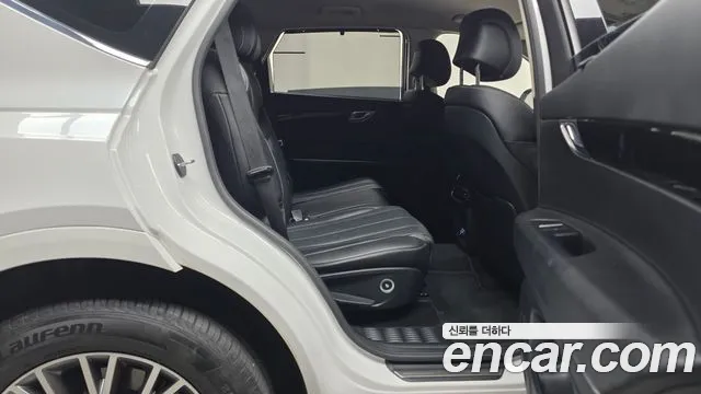 Genesis GV80 — Фото автомобиля 17