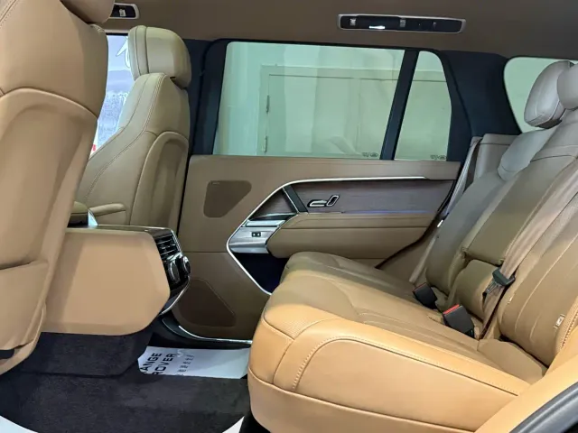 Land Rover Range Rover — Фото автомобиля 14