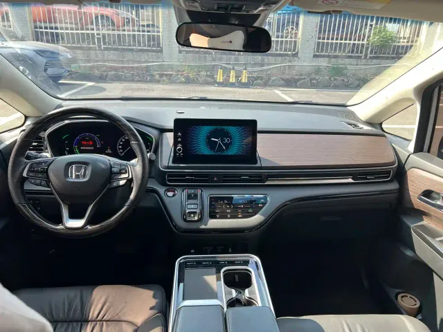 Honda Odyssey — Фото автомобиля 17