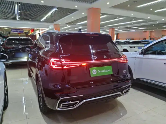 Hongqi HS5 — Фото автомобиля 4