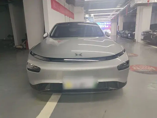 Xpeng P7 — Фото автомобиля 2