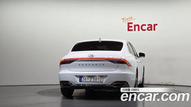 Hyundai Grandeur — Фото автомобиля 4
