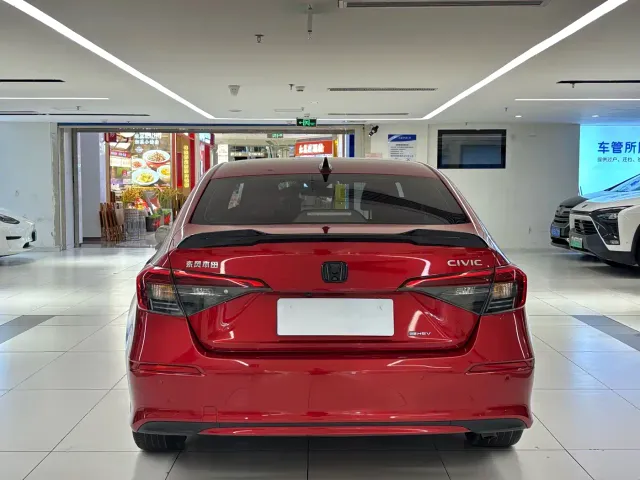 Honda Civic — Фото автомобиля 5