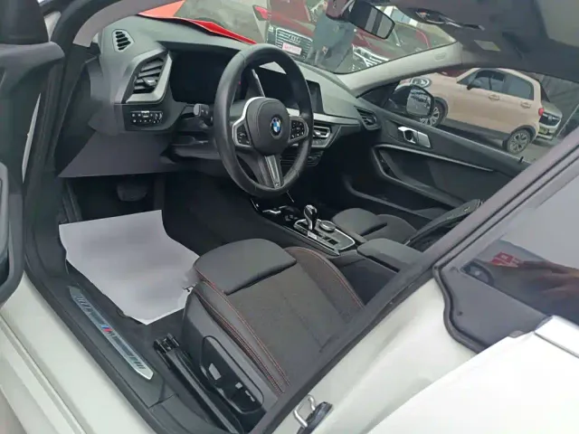BMW 2 Series — Фото автомобиля 10