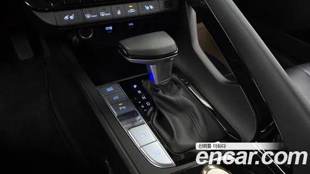 Hyundai Avante — Фото автомобиля 12