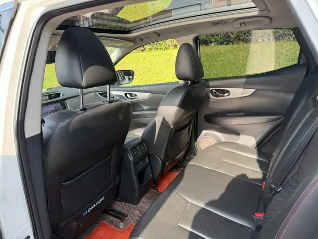Nissan Qashqai — Фото автомобиля 11