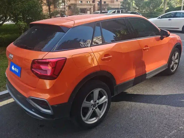 Audi Q2L — Фото автомобиля 3