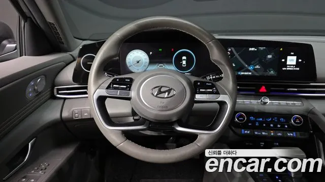 Hyundai AVANTE Avante (CN7) — Фото автомобиля 11