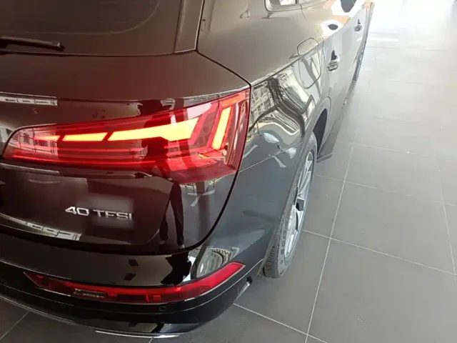 Audi Q5L — Фото автомобиля 23