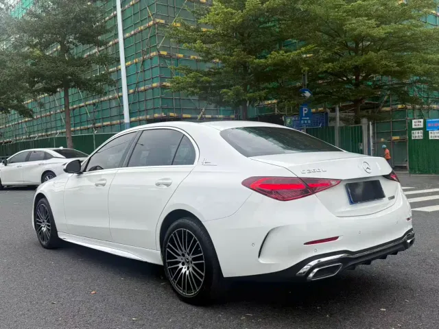 Mercedes-Benz C-Class — Фото автомобиля 3