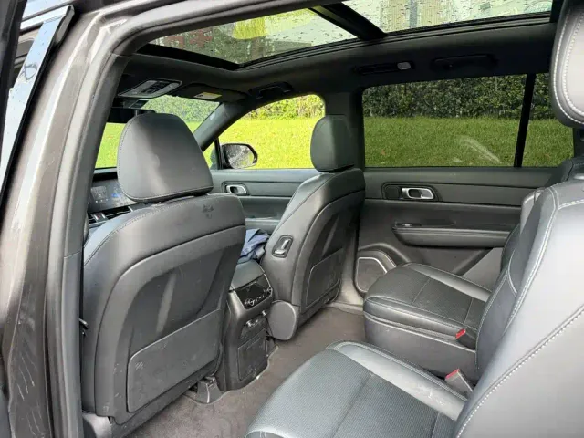Li Auto ONE — Фото автомобиля 11