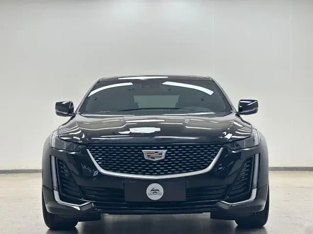 Cadillac CT5 — Фото автомобиля 2