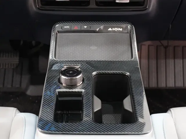 GAC Aion Y — Фото автомобиля 13