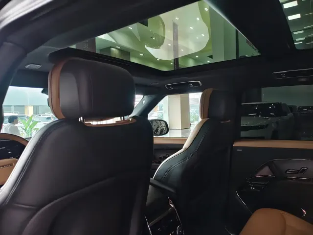 Land Rover Range Rover Sport — Фото автомобиля 24