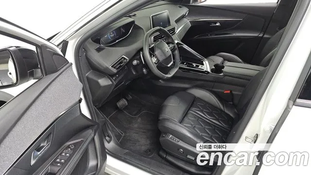 Peugeot 3008 — Фото автомобиля 10
