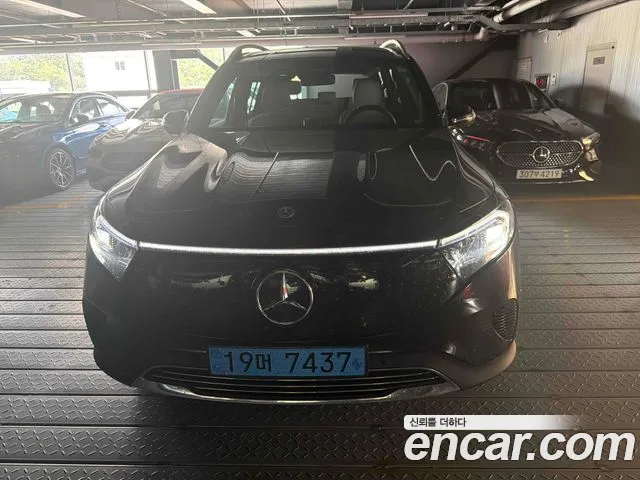 Mercedes-Benz EQB X243 — Фото автомобиля 2