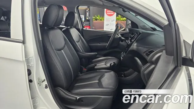 Chevrolet Spark — Фото автомобиля 15