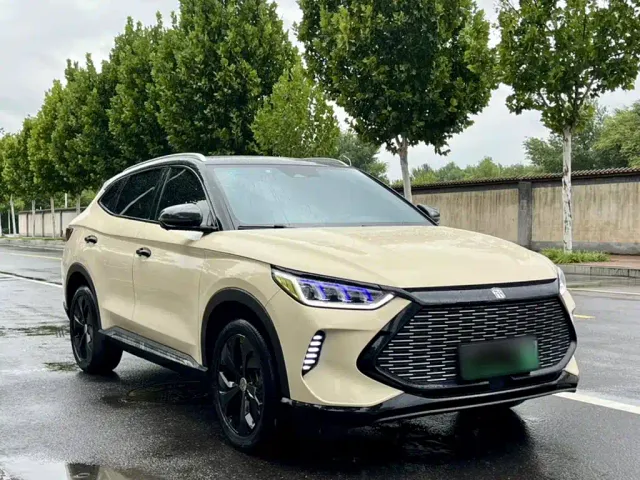 BYD Song PLUS — Фото автомобиля 17