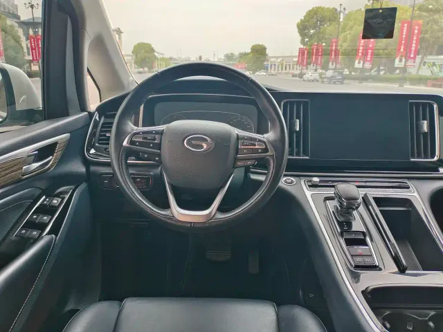 GAC Trumpchi M8 — Фото автомобиля 18
