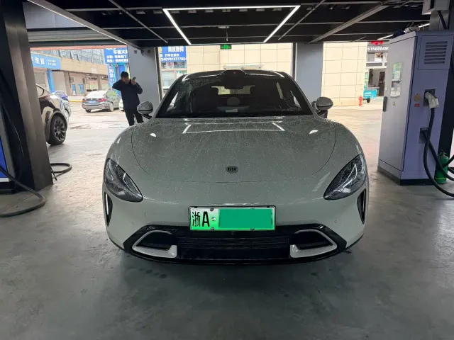 Xiaomi SU7 — Фото автомобиля 2