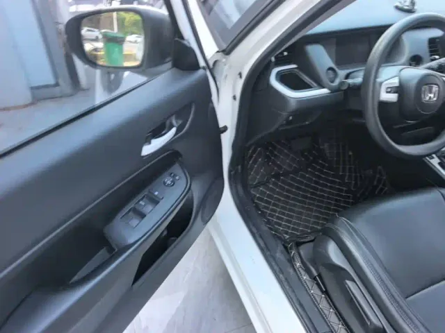 Honda Fit — Фото автомобиля 15