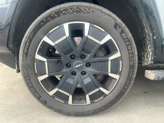 BYD FangChengBao Leopard 8 — Фото автомобиля 27
