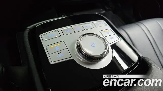 Genesis G80 Electrified G80 (RG3) — Фото автомобиля 27