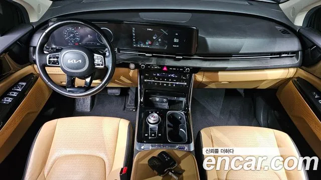Kia Carnival Generation 4 — Фото автомобиля 7
